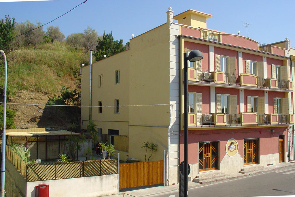 Hotel Piro Torrenova  Exterior foto